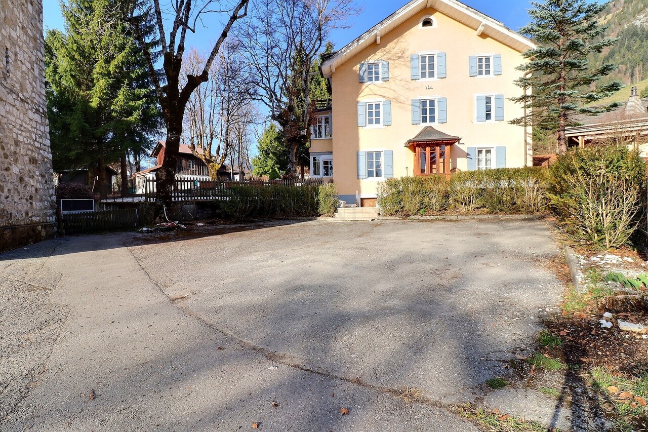 Exceptionnelle - Maison de Maître en pierre avec grand jardin - picture 2